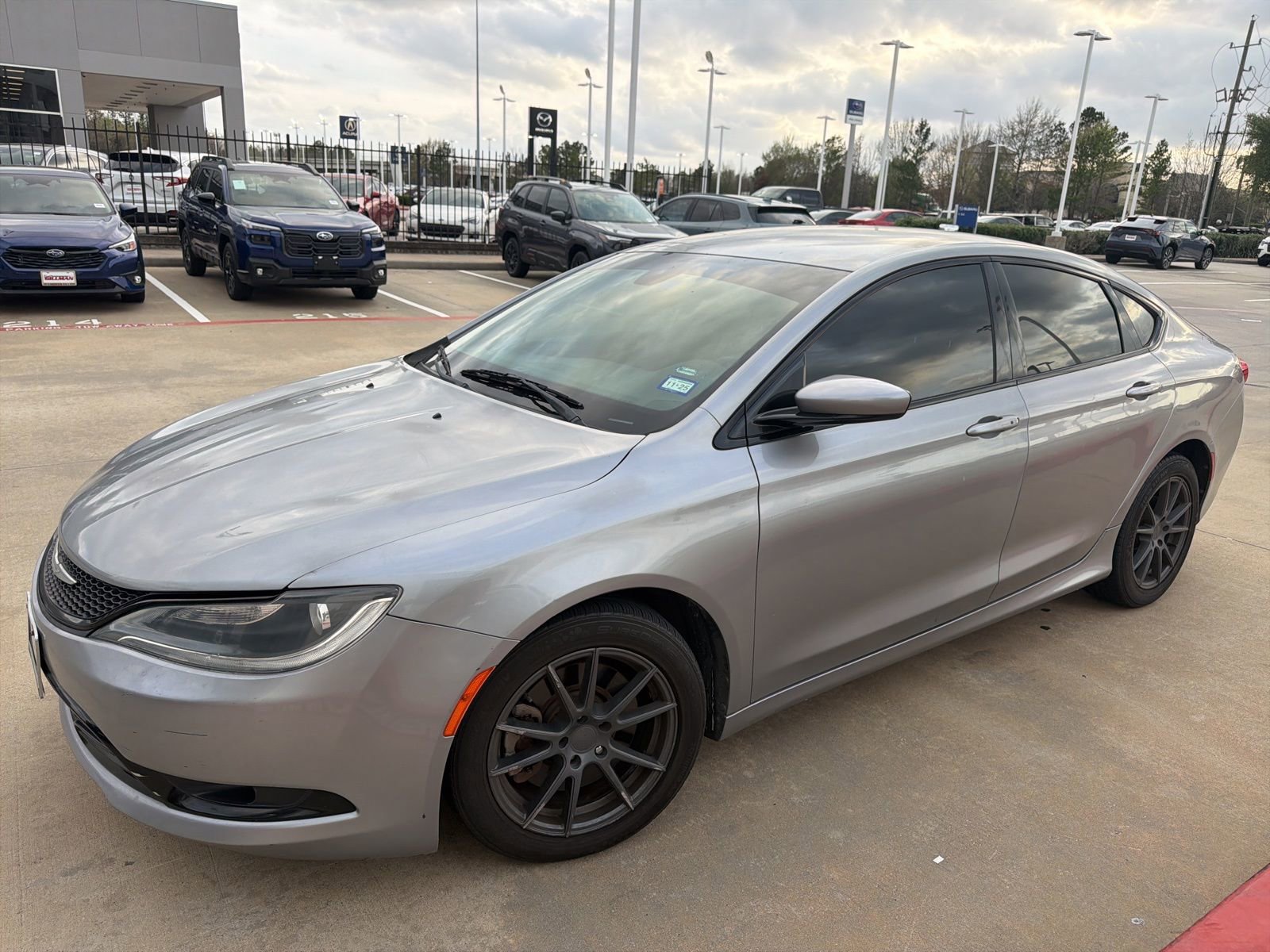 Used 2015 Chrysler 200 S image 1