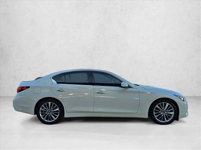 Used 2021 INFINITI Q50 Luxe AWD/4WD image 4