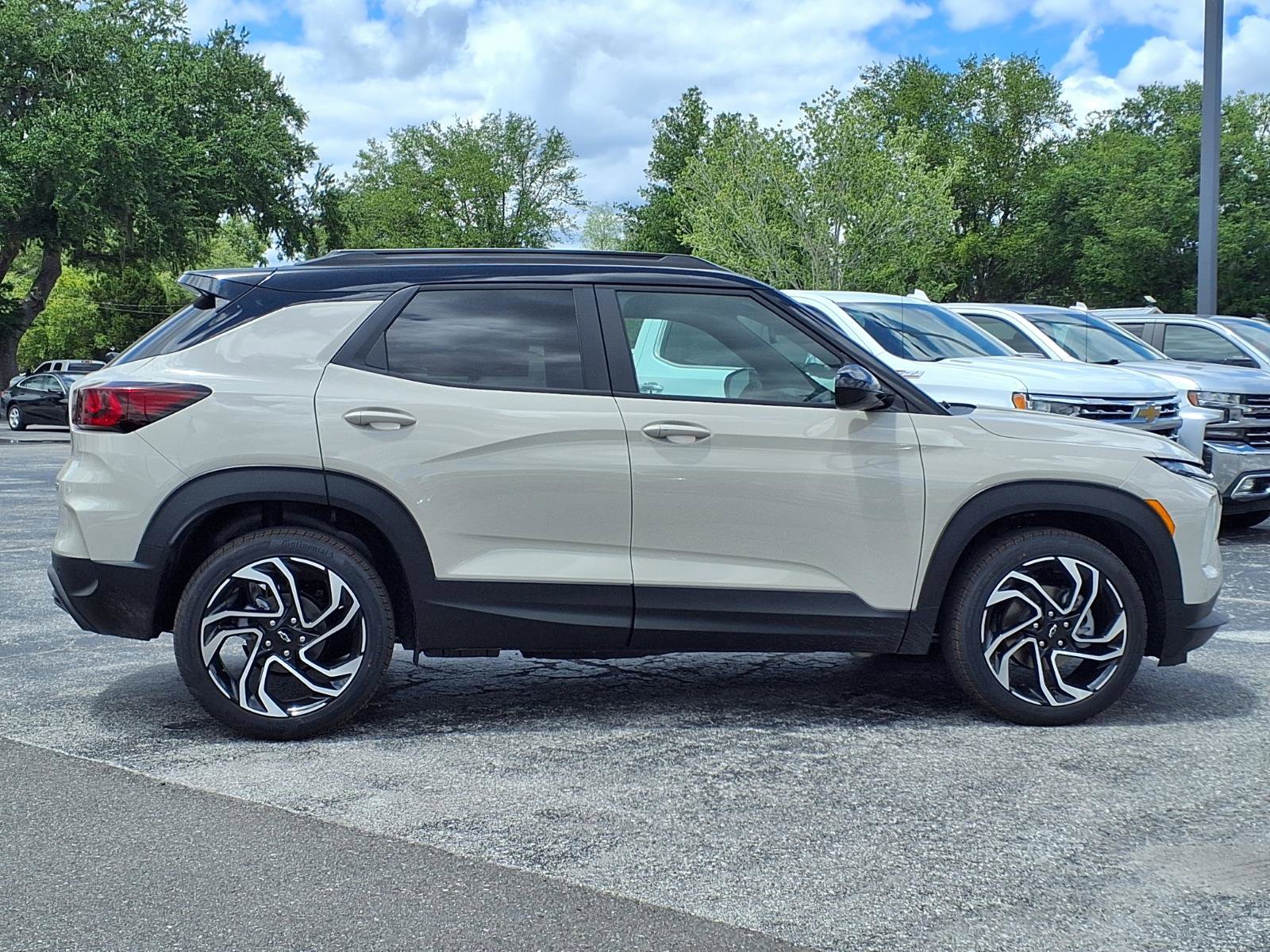 New 2026 Chevrolet TrailBlazer RS FWD image 3