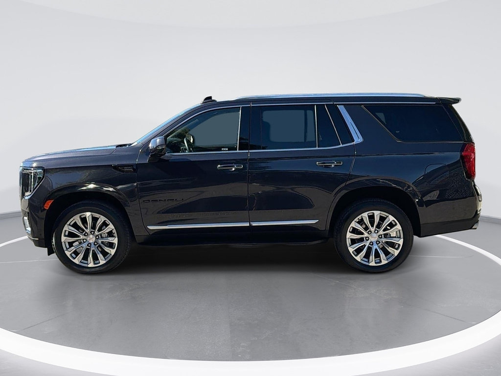 Used 2024 GMC Yukon Denali w/ Advanced Technology Package AWD/4WD image 3