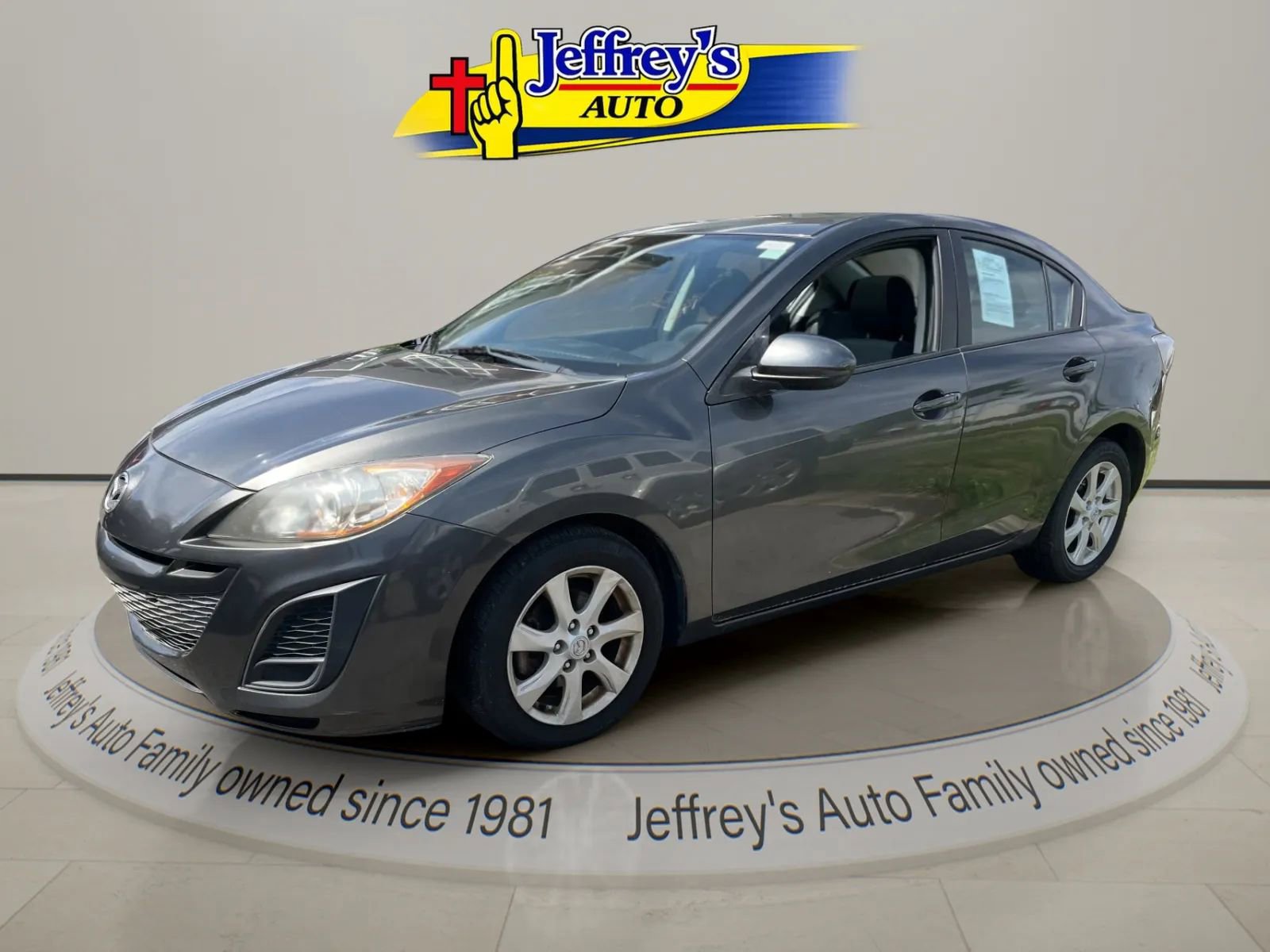 Used 2010 MAZDA MAZDA3 i Touring FWD video 1