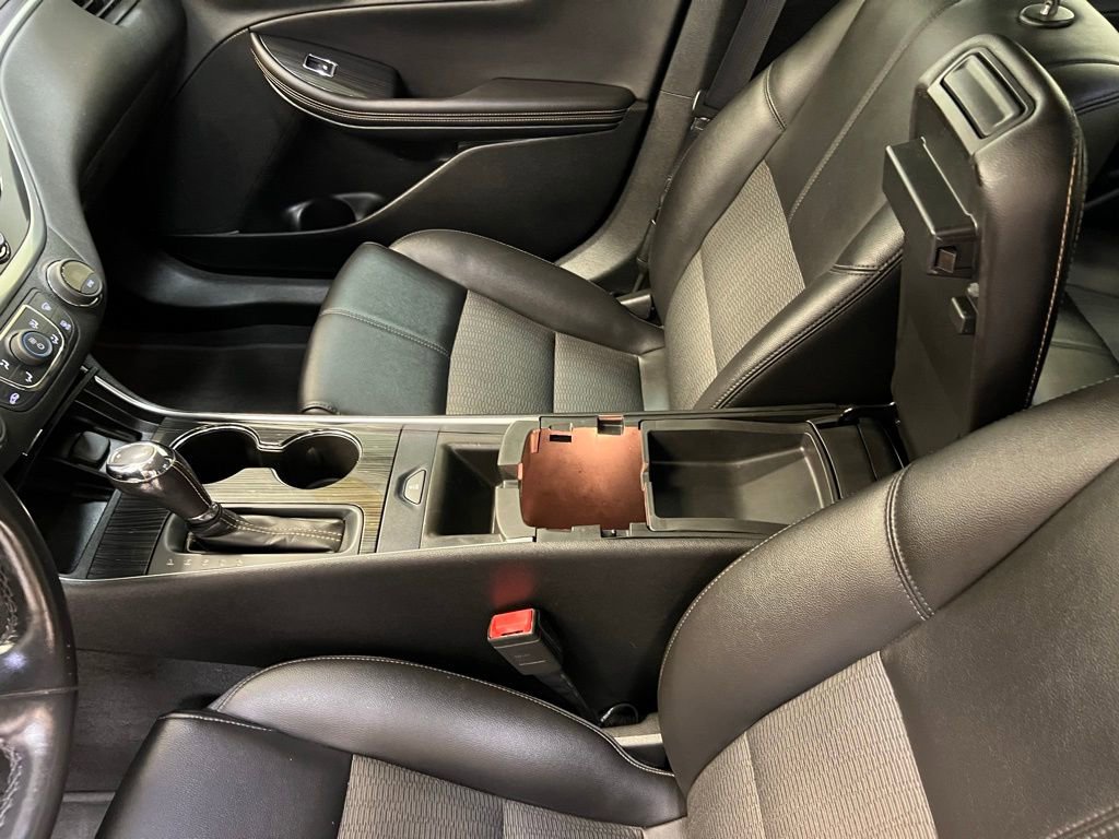 Used 2019 Chevrolet Impala LT image 28