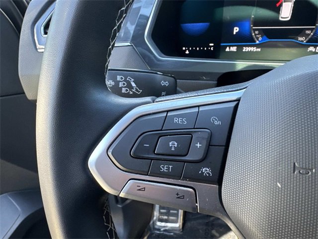 Certified 2023 Volkswagen Tiguan SE R-Line image 17