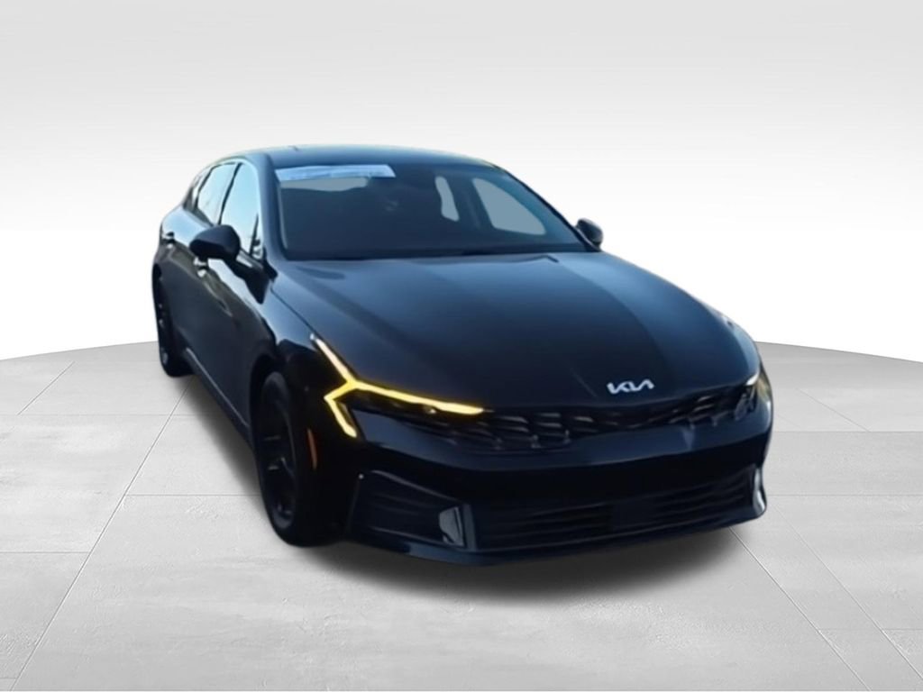 Used 2026 Kia K5 LXS FWD image 2