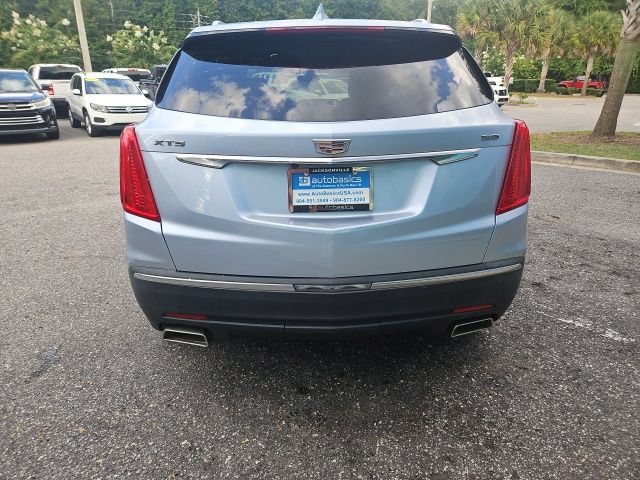 Used 2017 Cadillac XT5 Premium Luxury FWD image 5
