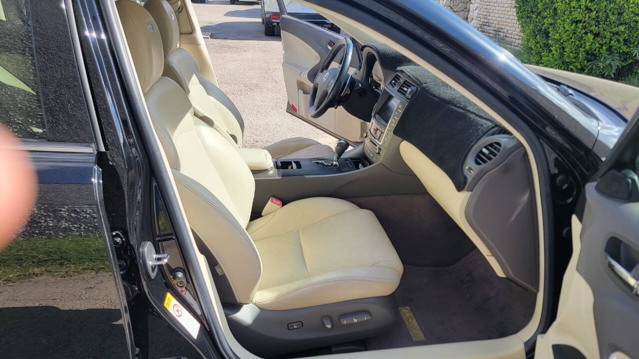 Used 2010 Lexus IS 250 RWD image 23