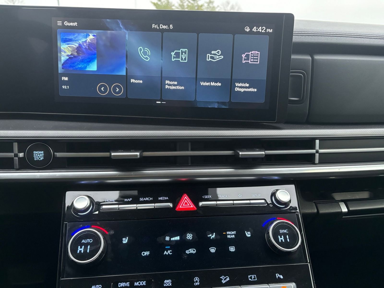 Used 2025 Hyundai Santa Fe SEL image 20