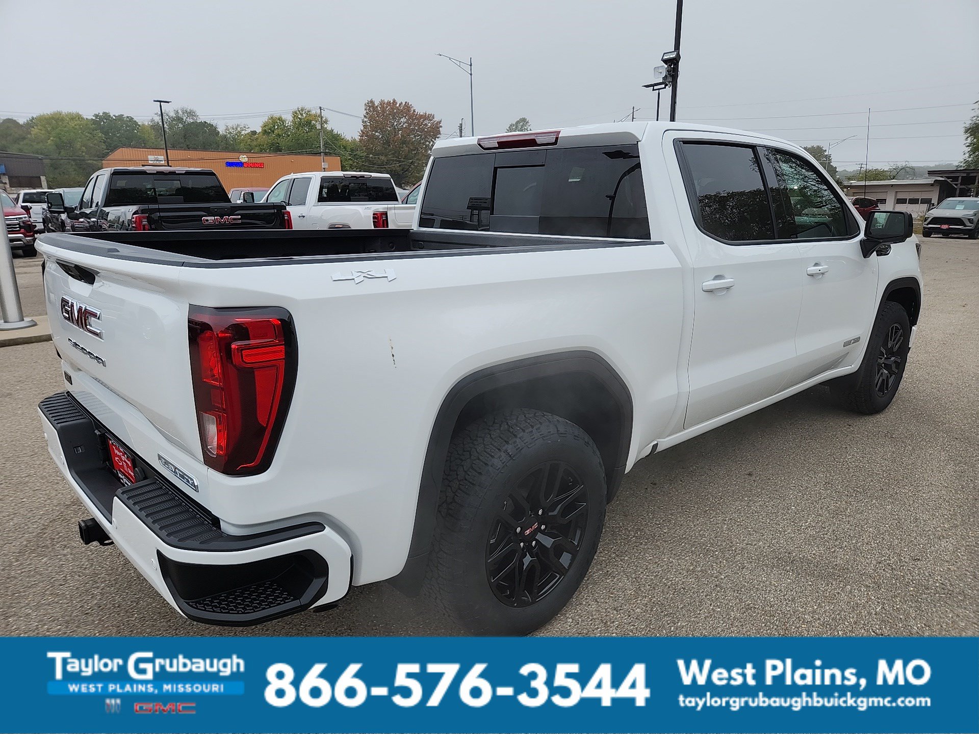 New 2026 GMC Sierra 1500 Elevation w/ Elevation Premium Package AWD/4WD image 10