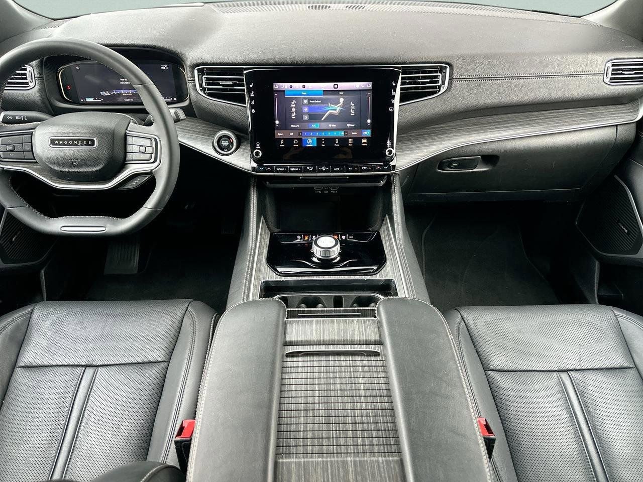 Used 2023 Jeep Wagoneer Series III w/ Preferred Equipment Group image 11