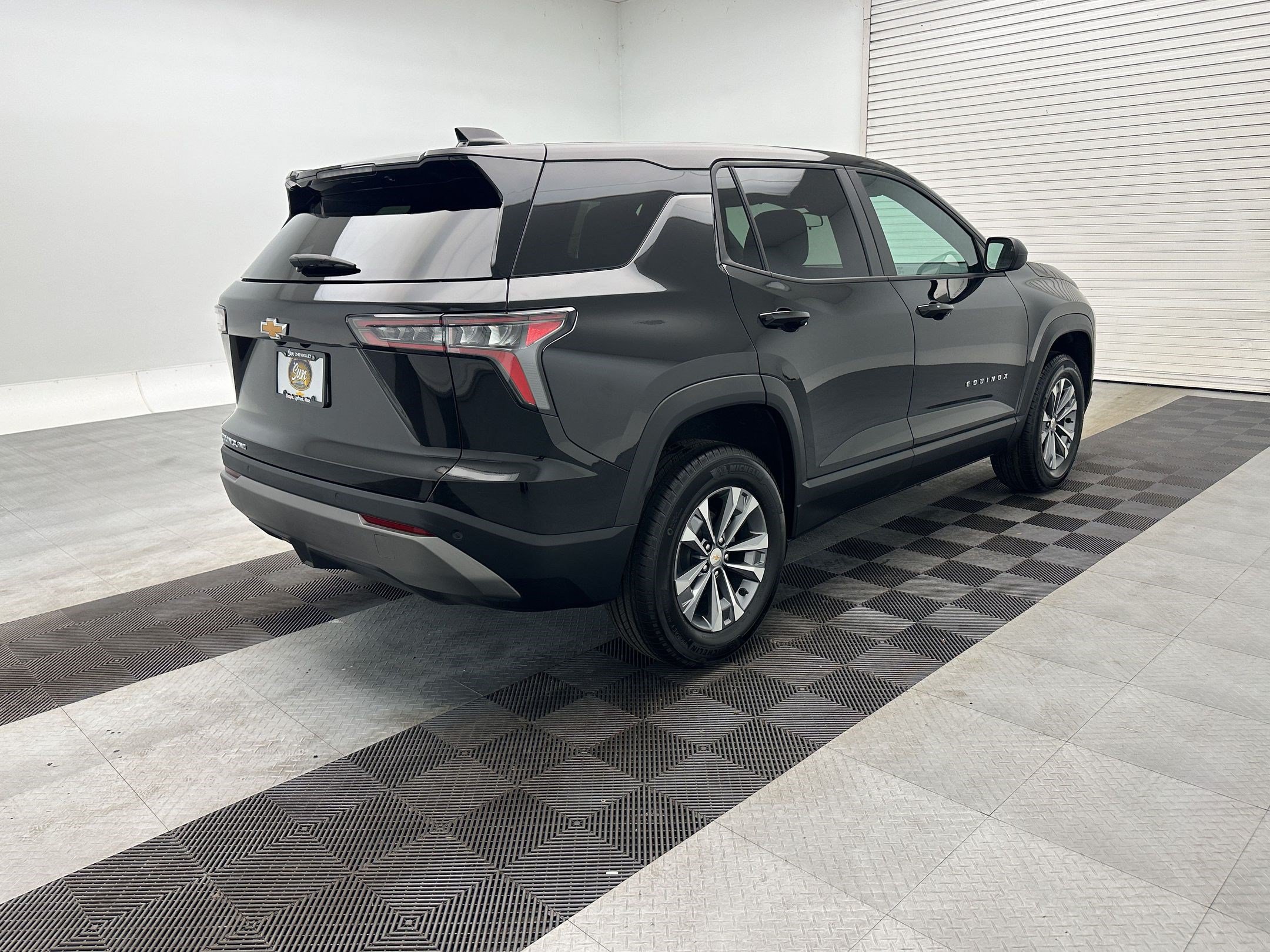 New 2027 Chevrolet Equinox LT AWD/4WD image 9