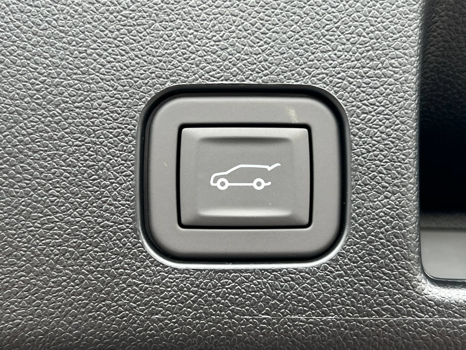 New 2026 Chevrolet Equinox EV LT FWD image 34