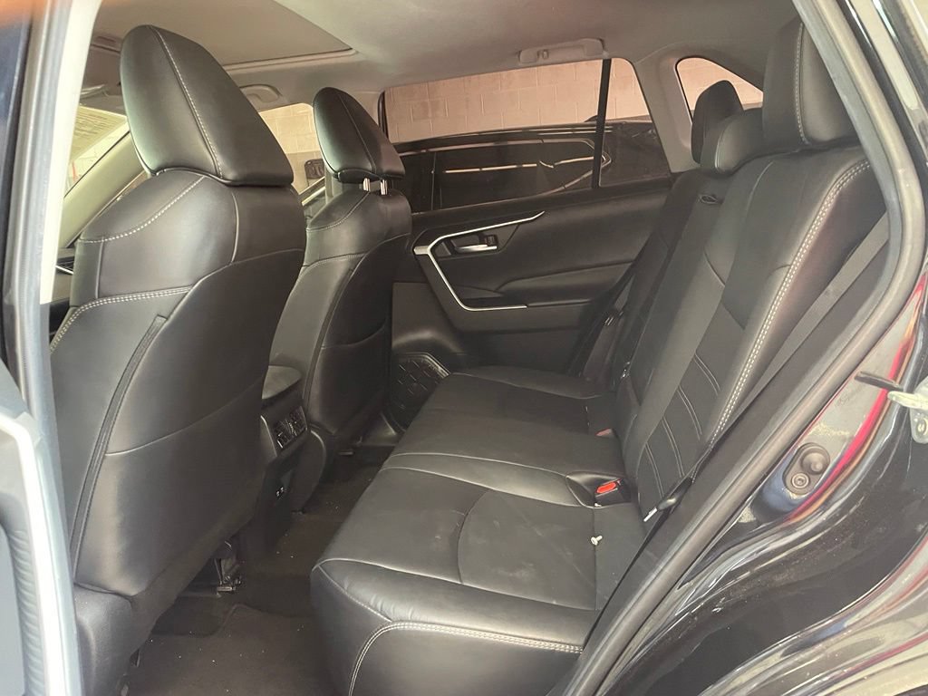 Used 2021 Toyota RAV4 XLE Premium FWD image 16