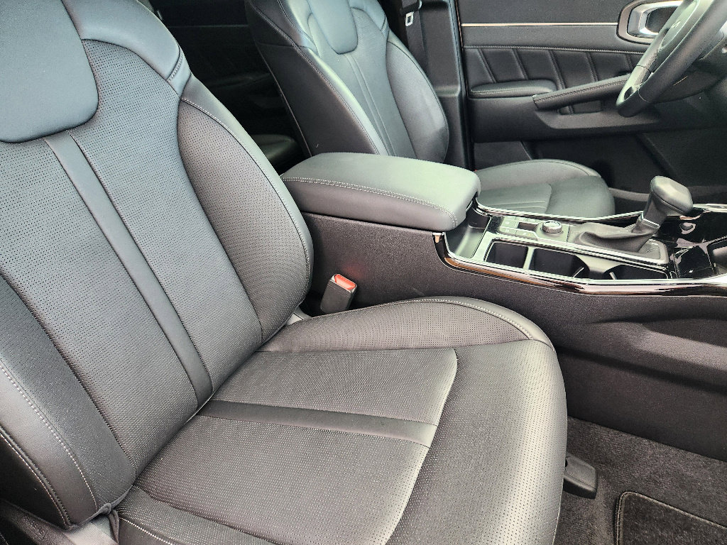 New 2025 Kia Sorento SX image 10
