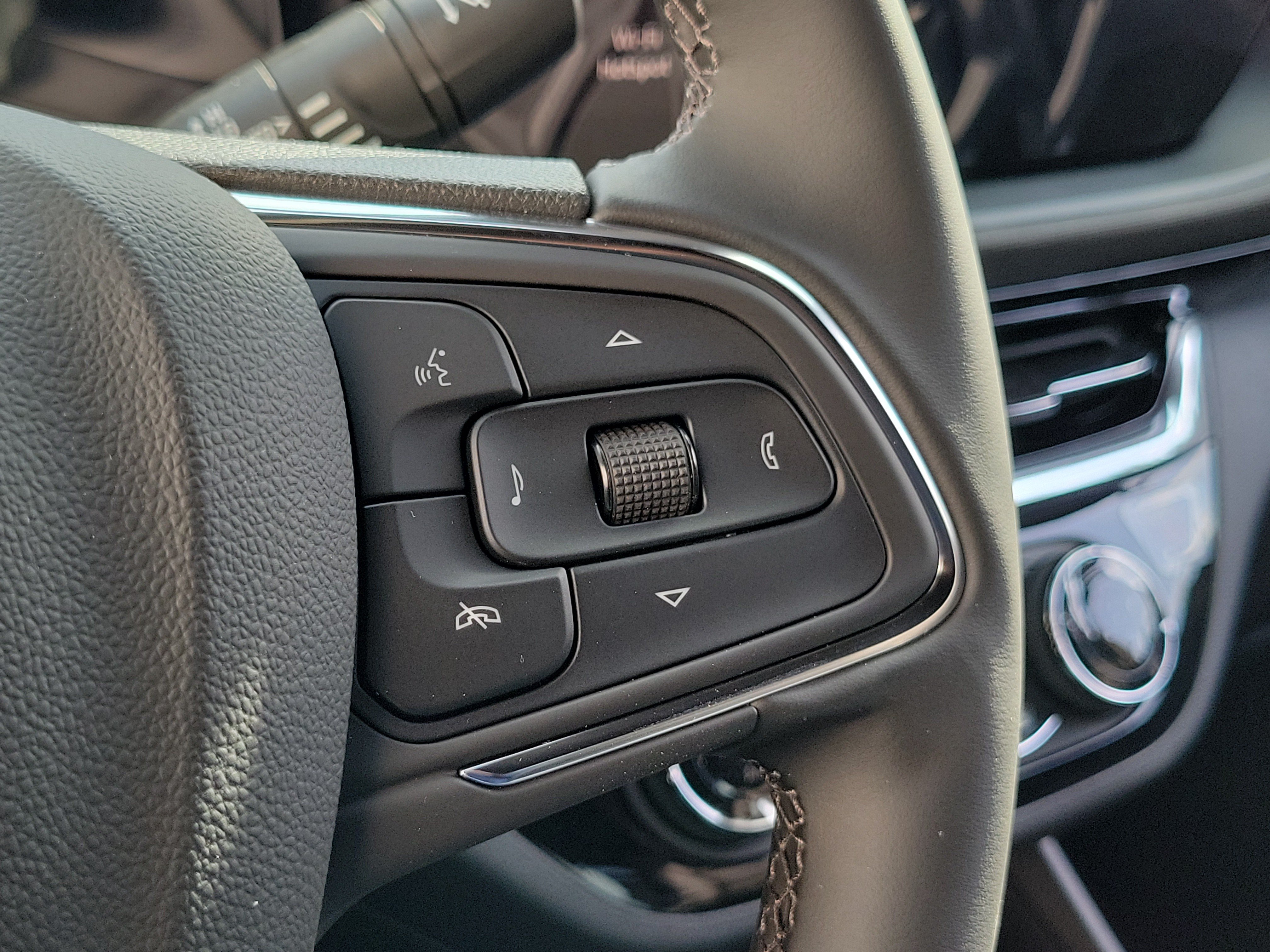 New 2026 Buick Envista Sport Touring w/ Convenience I Package FWD image 26