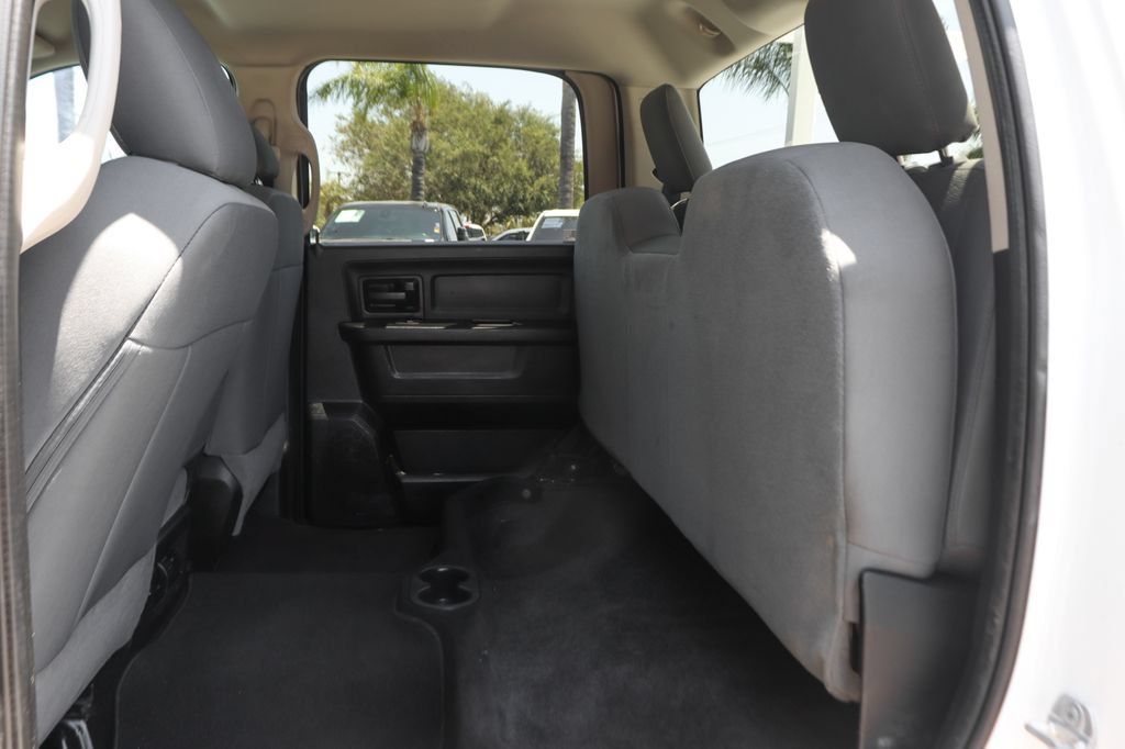 Used 2017 RAM 3500 Tradesman w/ Chrome Appearance Group AWD/4WD image 32
