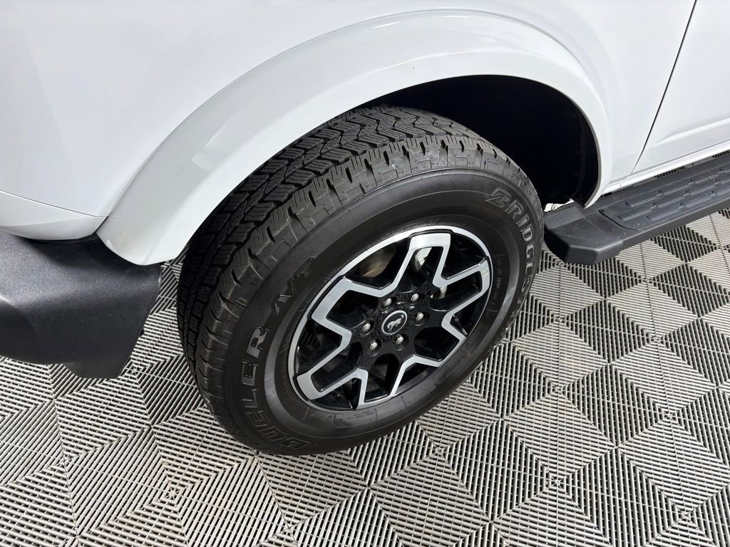 Used 2022 Ford Bronco Outer Banks AWD/4WD image 10
