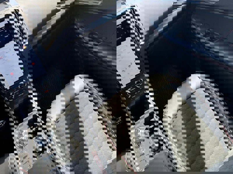 Used 2023 Ford Edge ST-Line AWD/4WD image 15