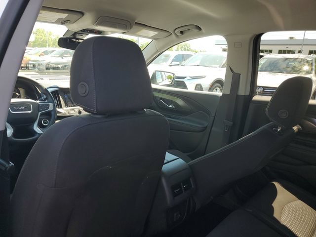 Certified 2024 GMC Terrain SLE w/ Driver Convenience Package FWD image 9
