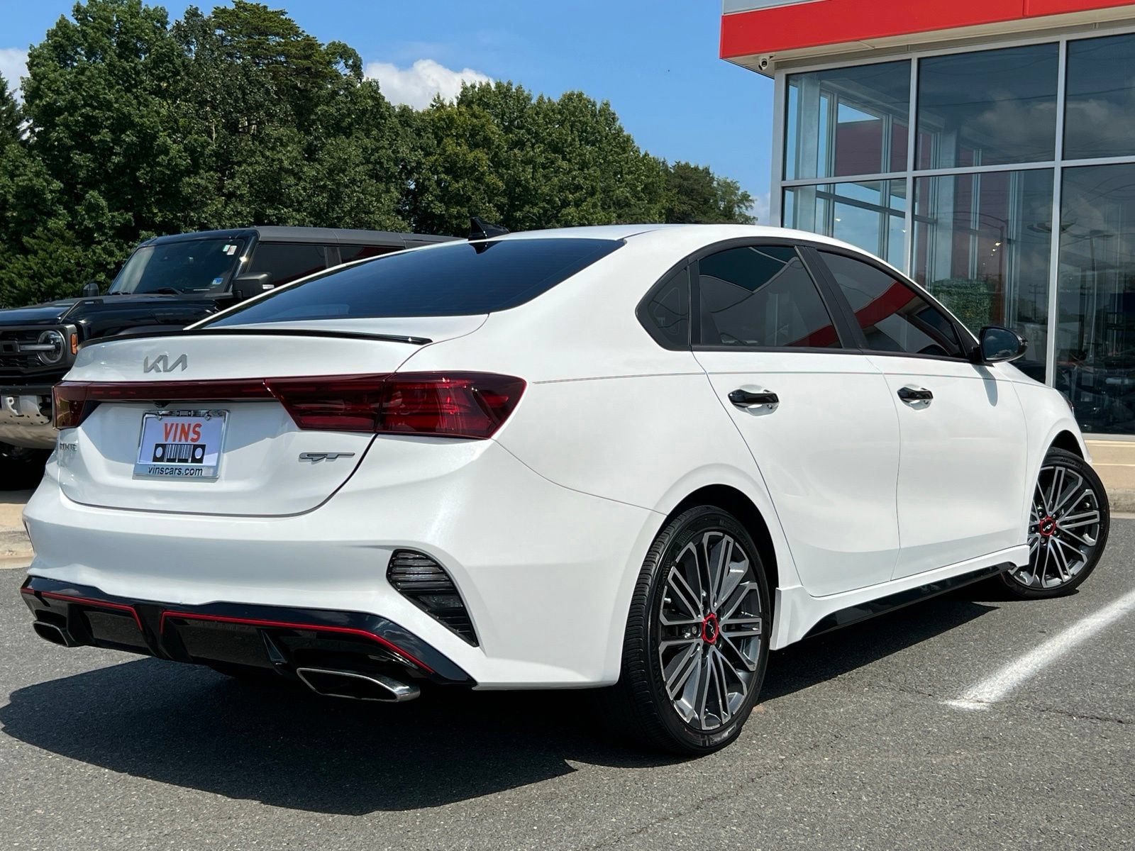 Used 2023 Kia Forte GT FWD image 8