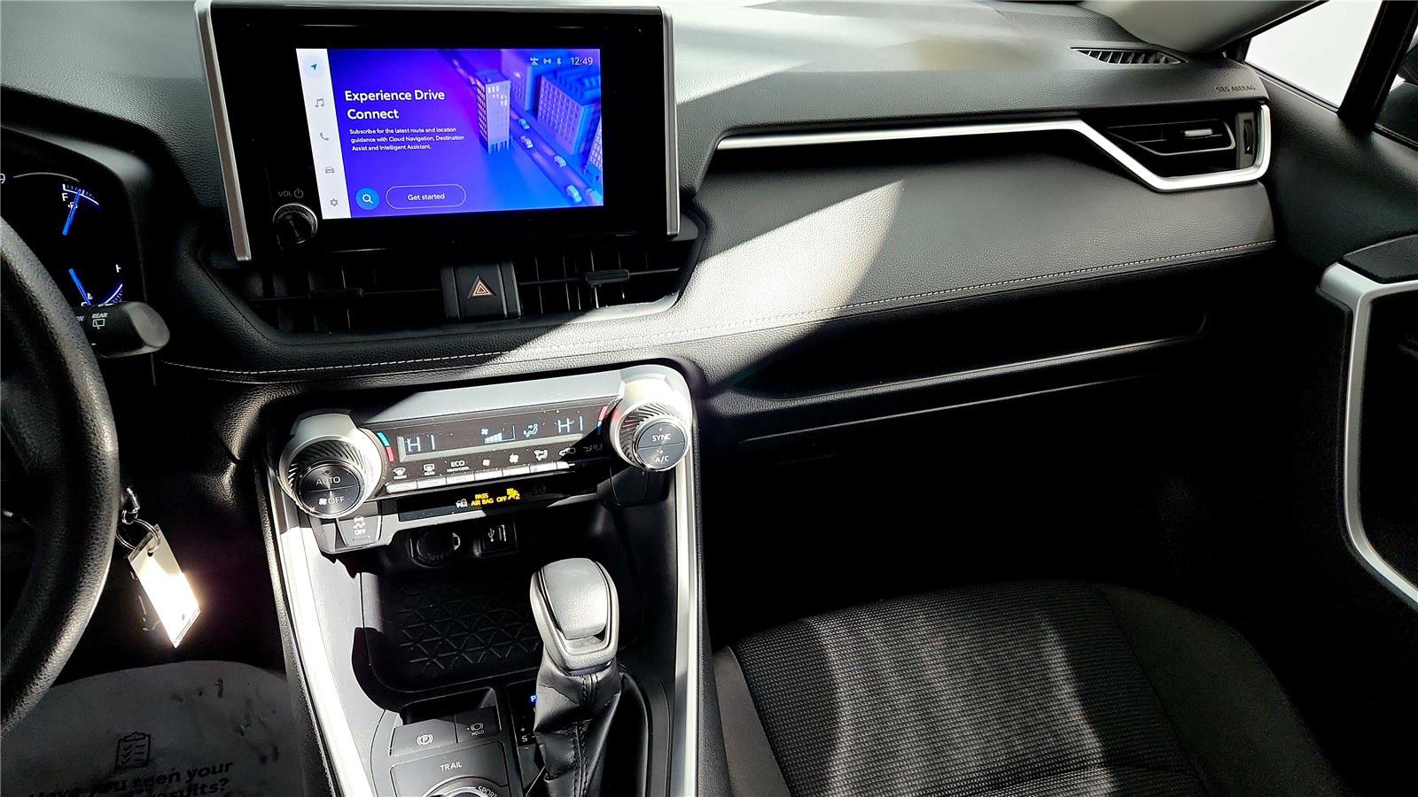 Certified 2023 Toyota RAV4 LE image 28