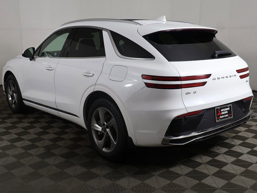 Used 2026 Genesis GV70 2.5T Select AWD/4WD image 10