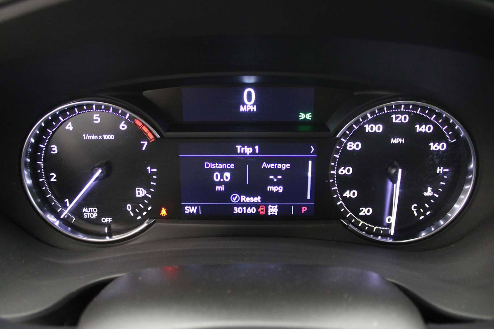 Used 2020 Cadillac XT4 Premium Luxury w/ Cold Weather Package image 19