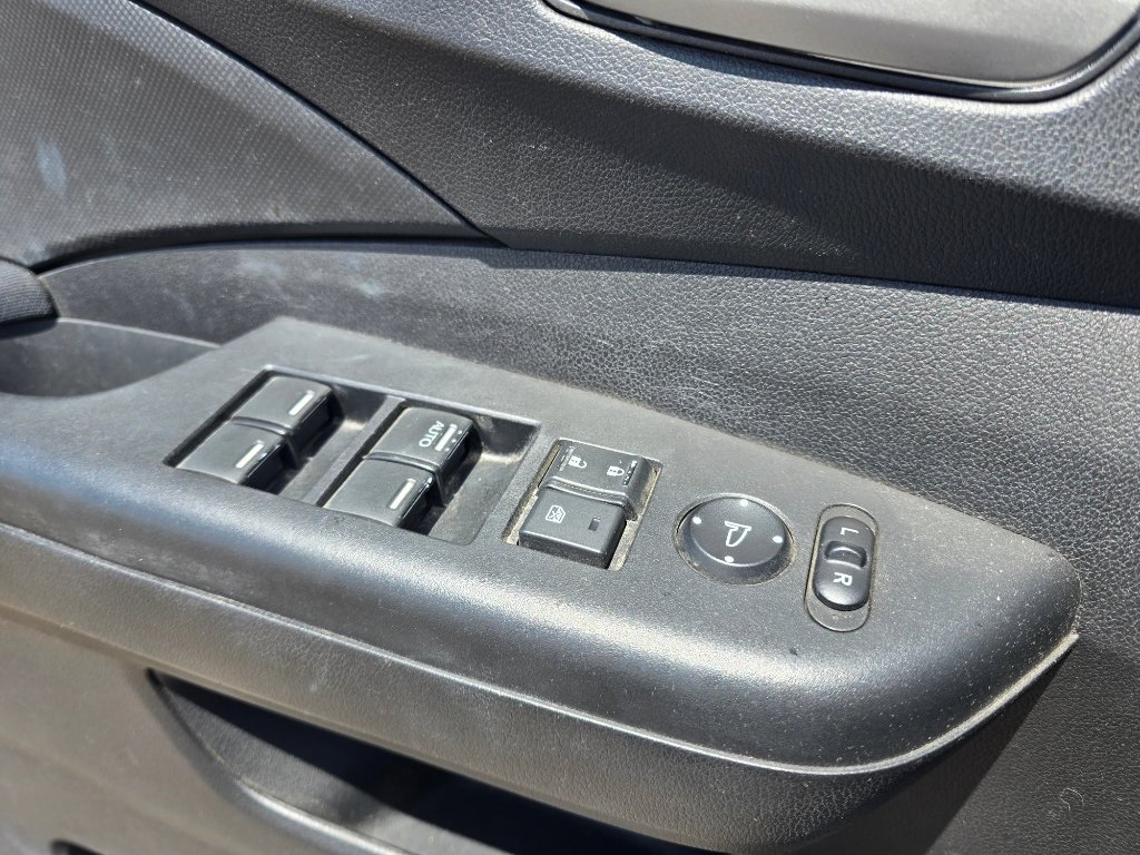 Used 2015 Honda CR-V LX image 25