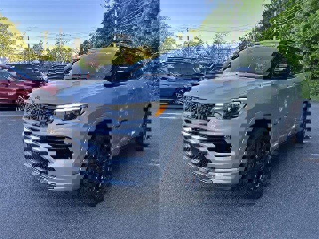 New 2025 Jeep Compass Limited w/ High Altitude Package image 4