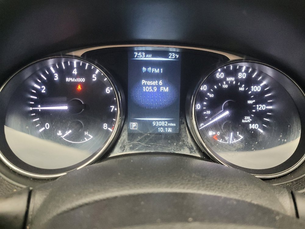 Used 2015 Nissan Rogue S w/ S Family Package image 23