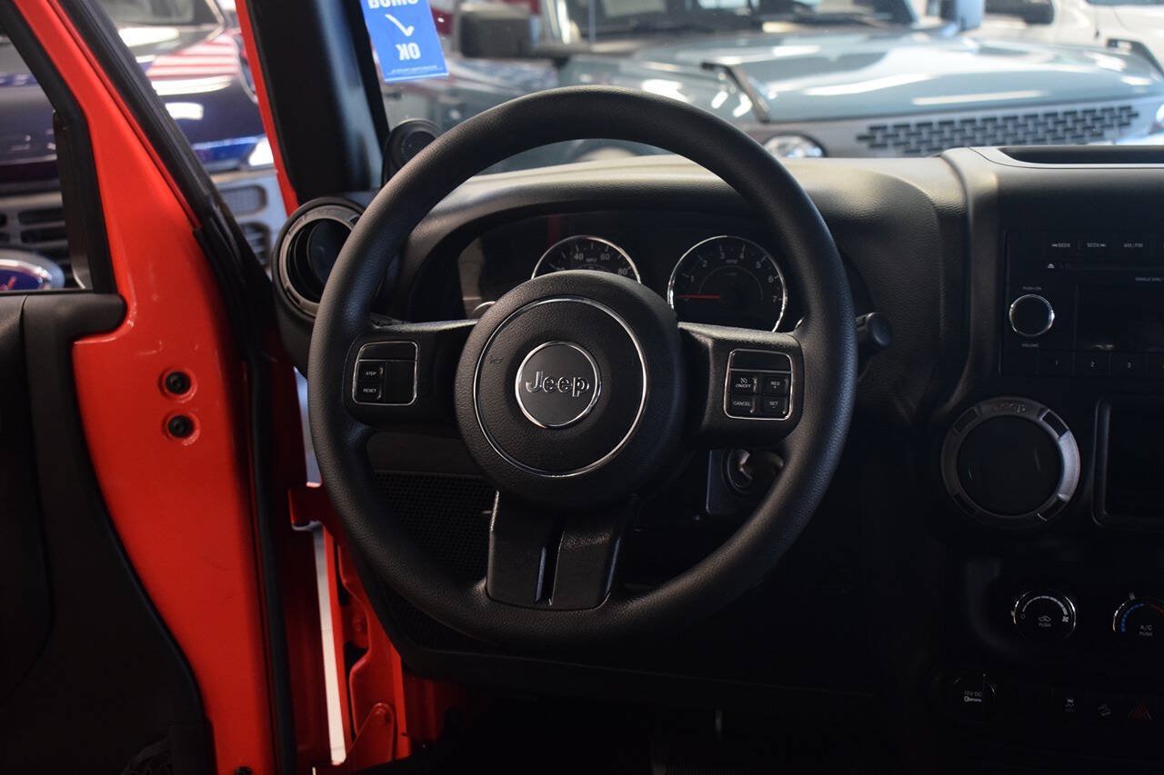 Used 2013 Jeep Wrangler Sport AWD/4WD image 28