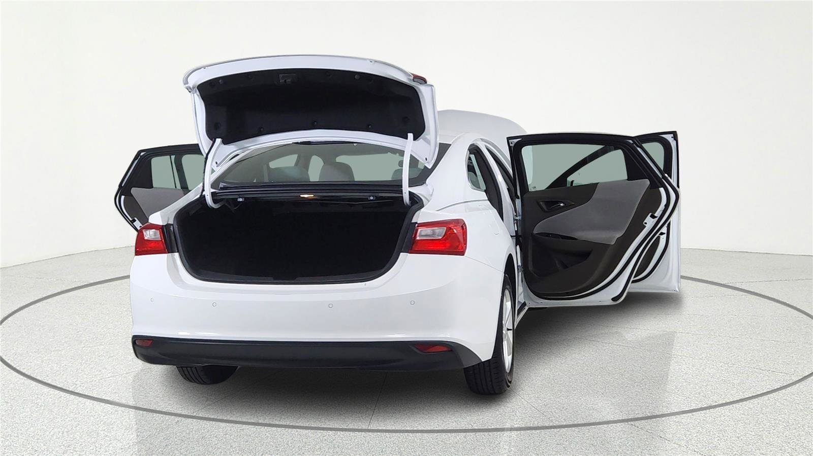 Used 2024 Chevrolet Malibu LT image 8