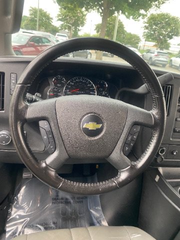 Used 2020 Chevrolet Express 3500 w/ Driver Convenience Package RWD image 16