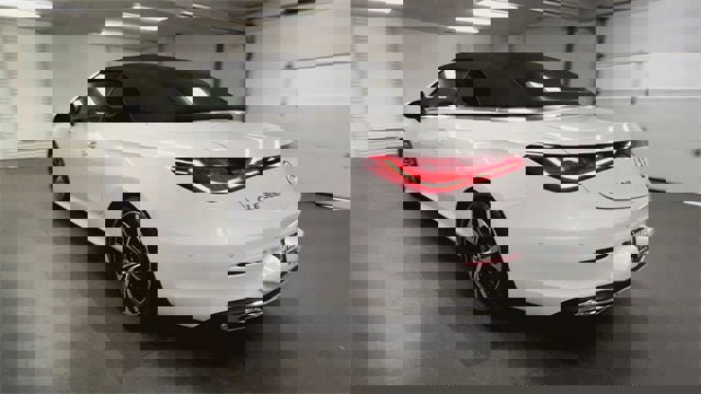 Used 2024 Mercedes-Benz CLE 300 4MATIC Cabriolet image 6