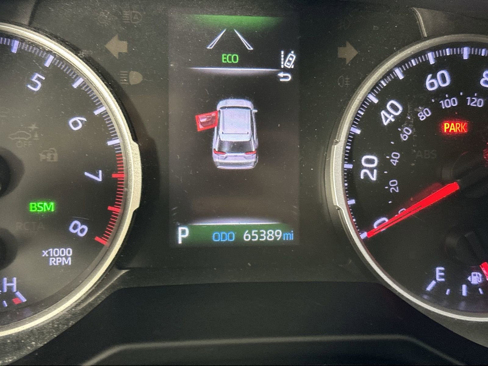 Used 2020 Toyota RAV4 XLE image 22