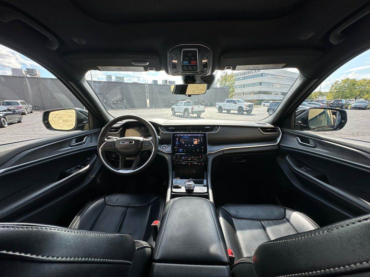 Used 2024 Jeep Grand Cherokee L Limited w/ Luxury Tech Group II image 13