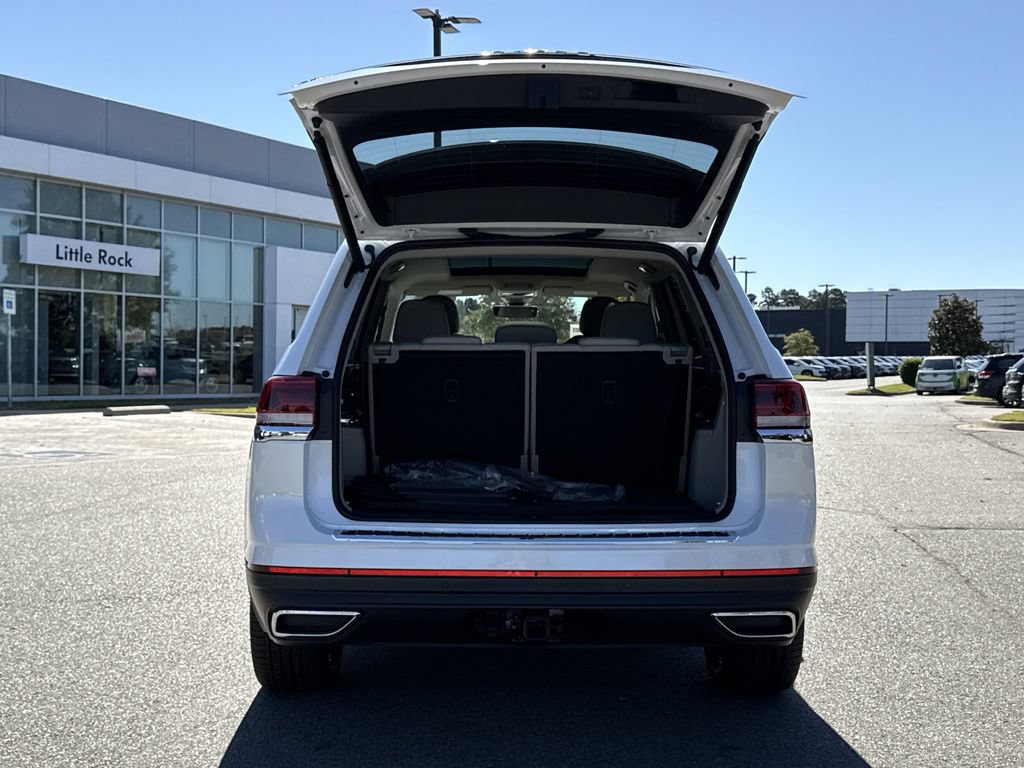 New 2026 Volkswagen Atlas SE FWD image 16