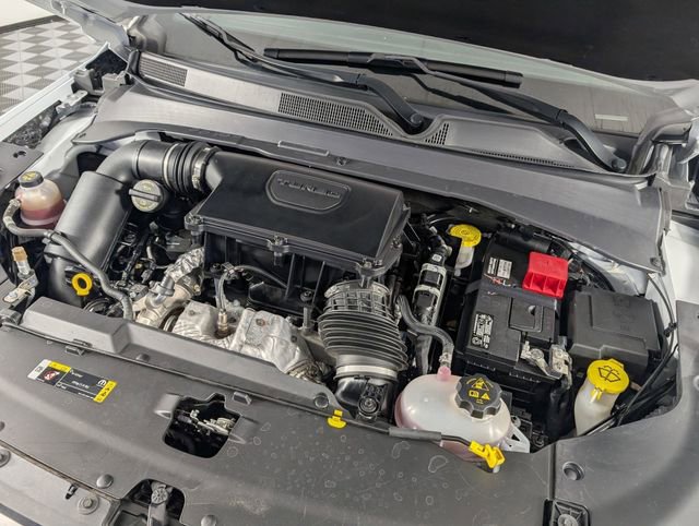 Used 2024 Jeep Compass Latitude image 33