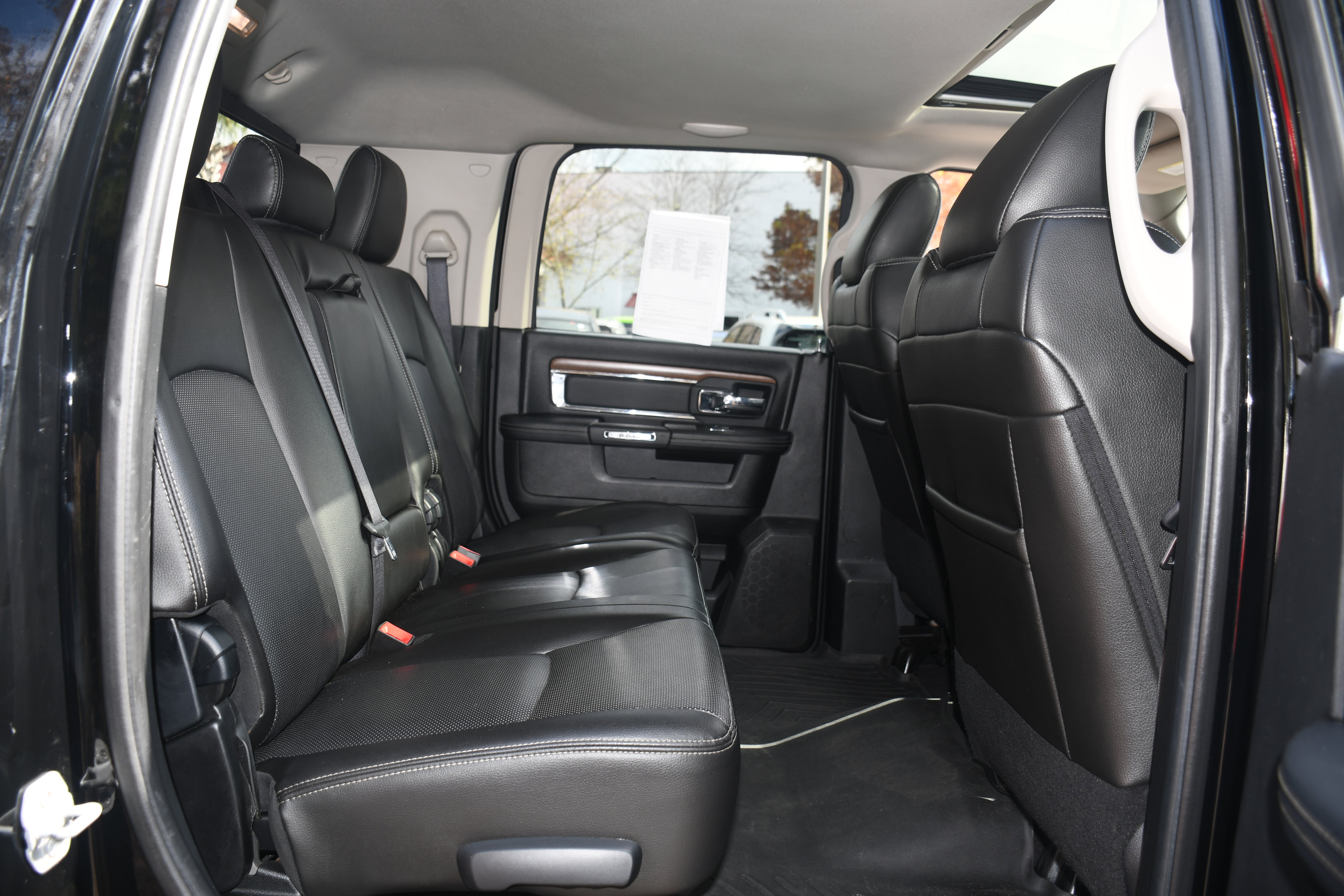 Used 2015 RAM 2500 Laramie image 20