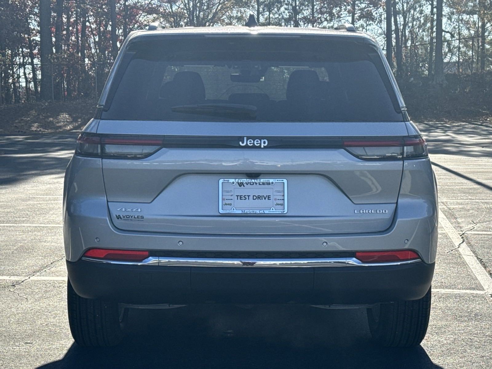 New 2025 Jeep Grand Cherokee Laredo X image 7
