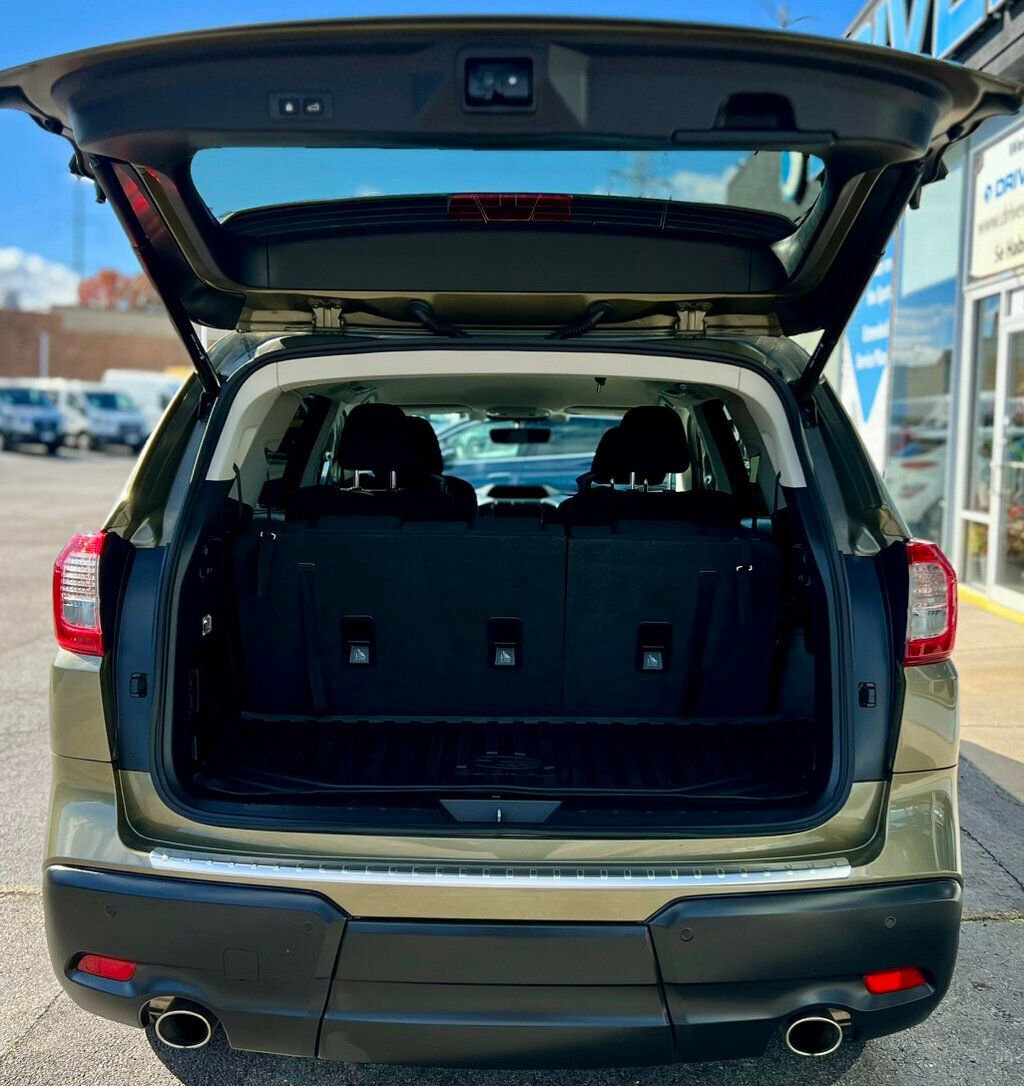 Used 2022 Subaru Ascent Premium w/ Convenience Package AWD/4WD image 8
