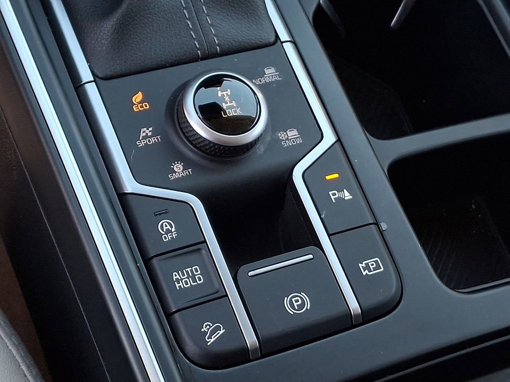 Certified 2025 Kia Sorento S AWD/4WD image 25