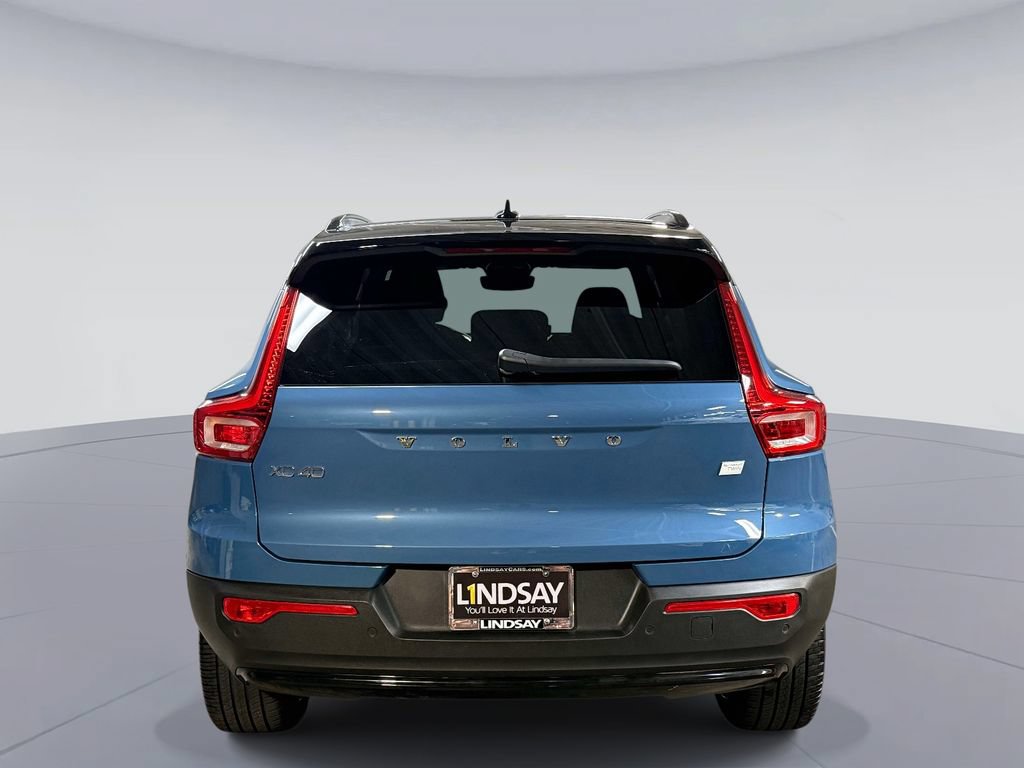 Used 2023 Volvo XC40 Recharge Ultimate w/ Protection Package Premier AWD/4WD image 11