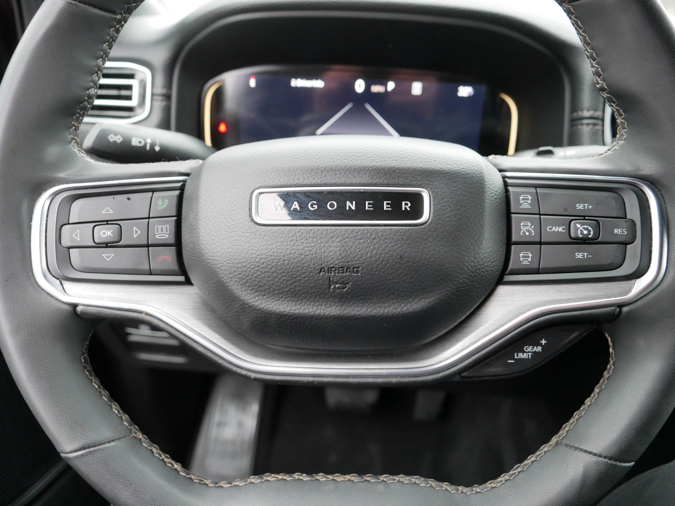 Certified 2024 Jeep Wagoneer Series II w/ Convenience Group I image 25