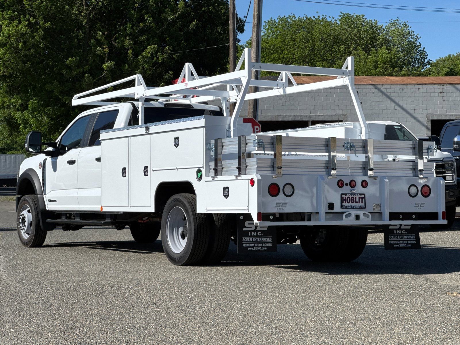 New 2025 Ford F550 4x4 Crew Cab Super Duty image 5