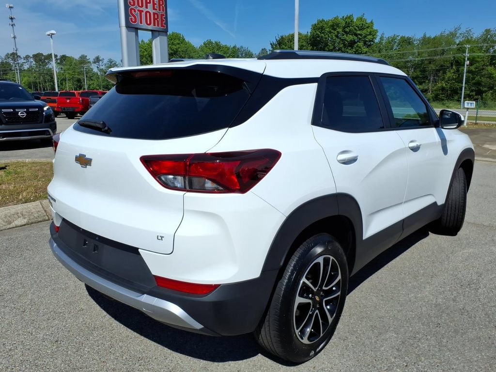 Used 2025 Chevrolet TrailBlazer LT AWD/4WD image 13