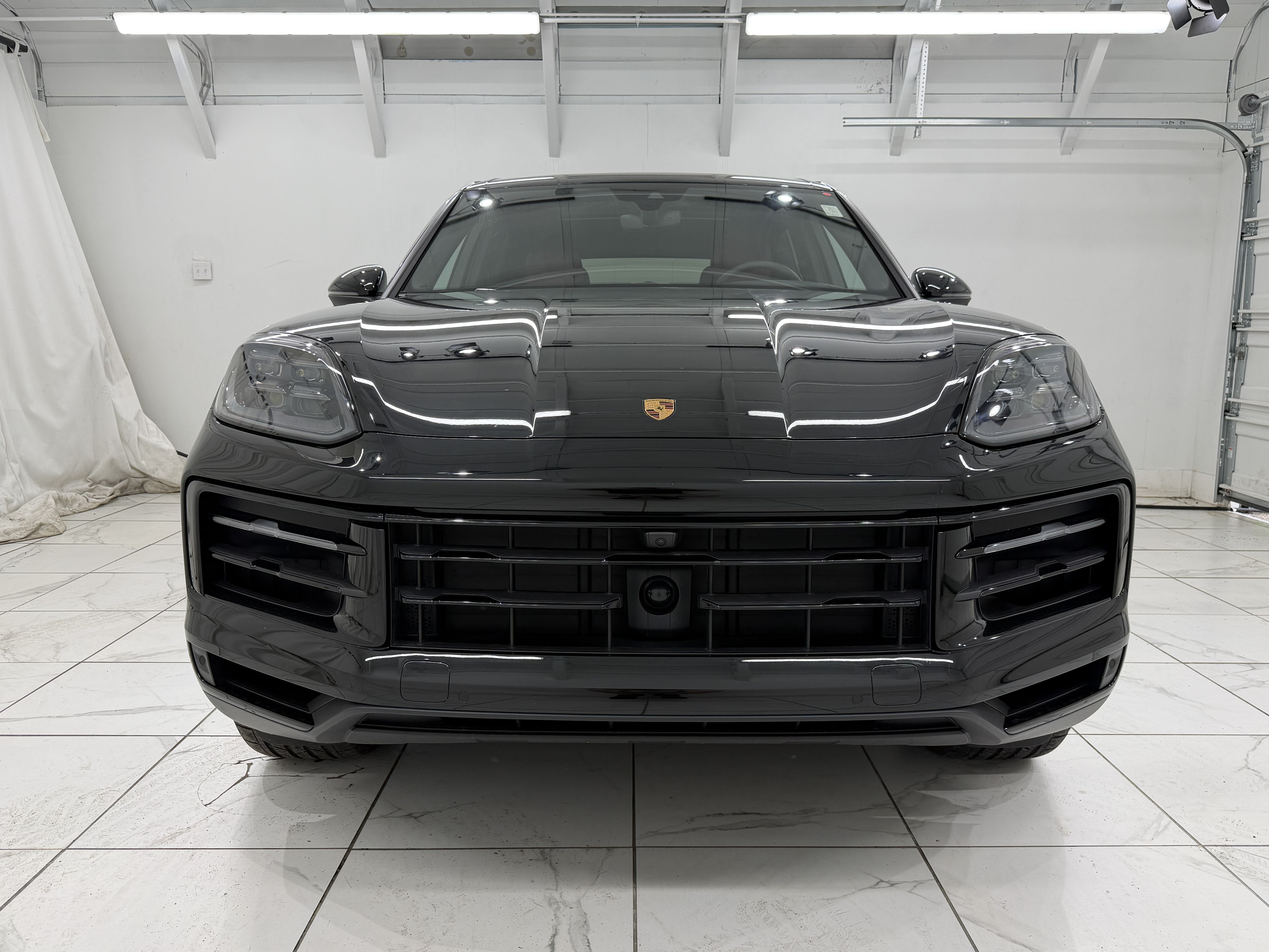 Certified 2025 Porsche Cayenne S AWD/4WD image 9