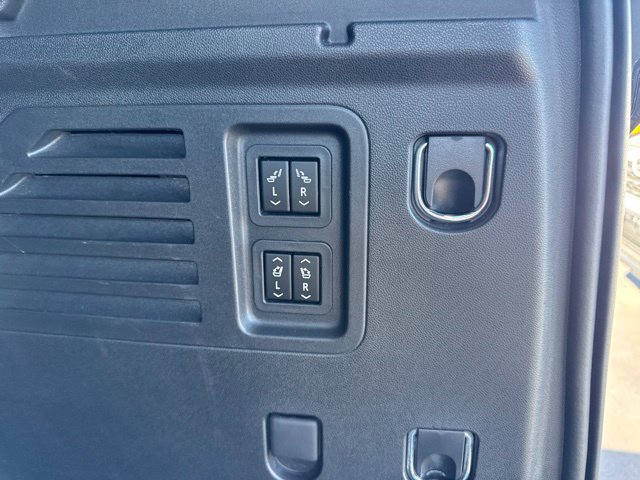 Used 2026 Buick Enclave Preferred w/ Power Package FWD image 6