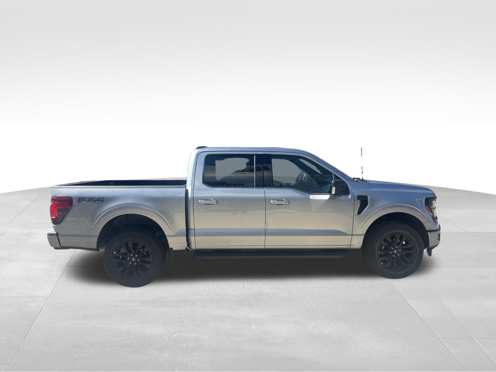 New 2026 Ford F150 XLT w/ Equipment Group 302A MID AWD/4WD image 7