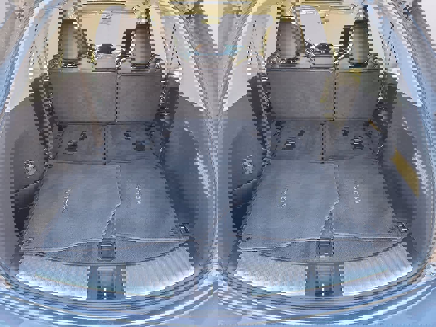 Used 2020 Acura MDX SH-AWD image 35