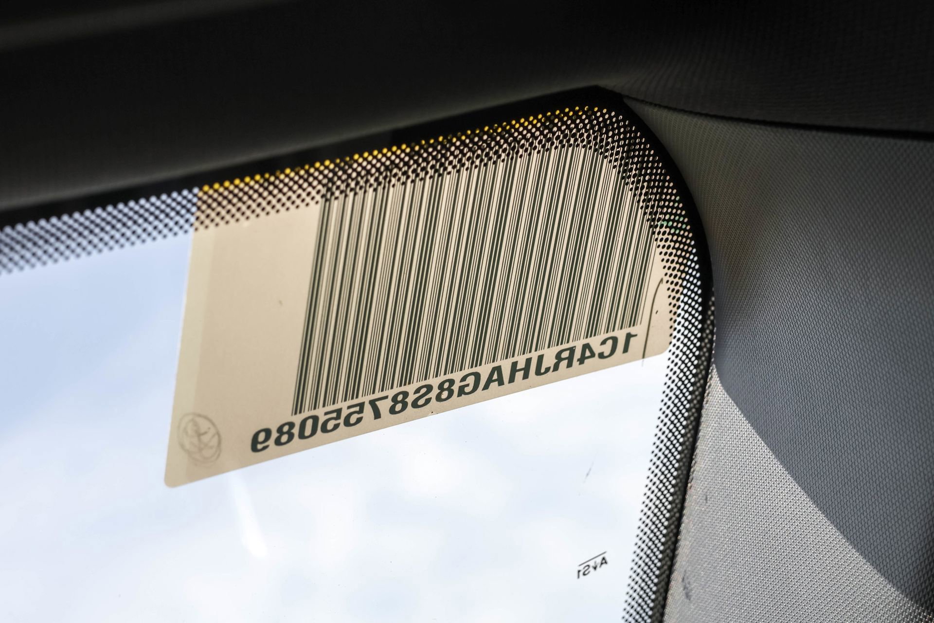 New 2025 Jeep Grand Cherokee Altitude image 30